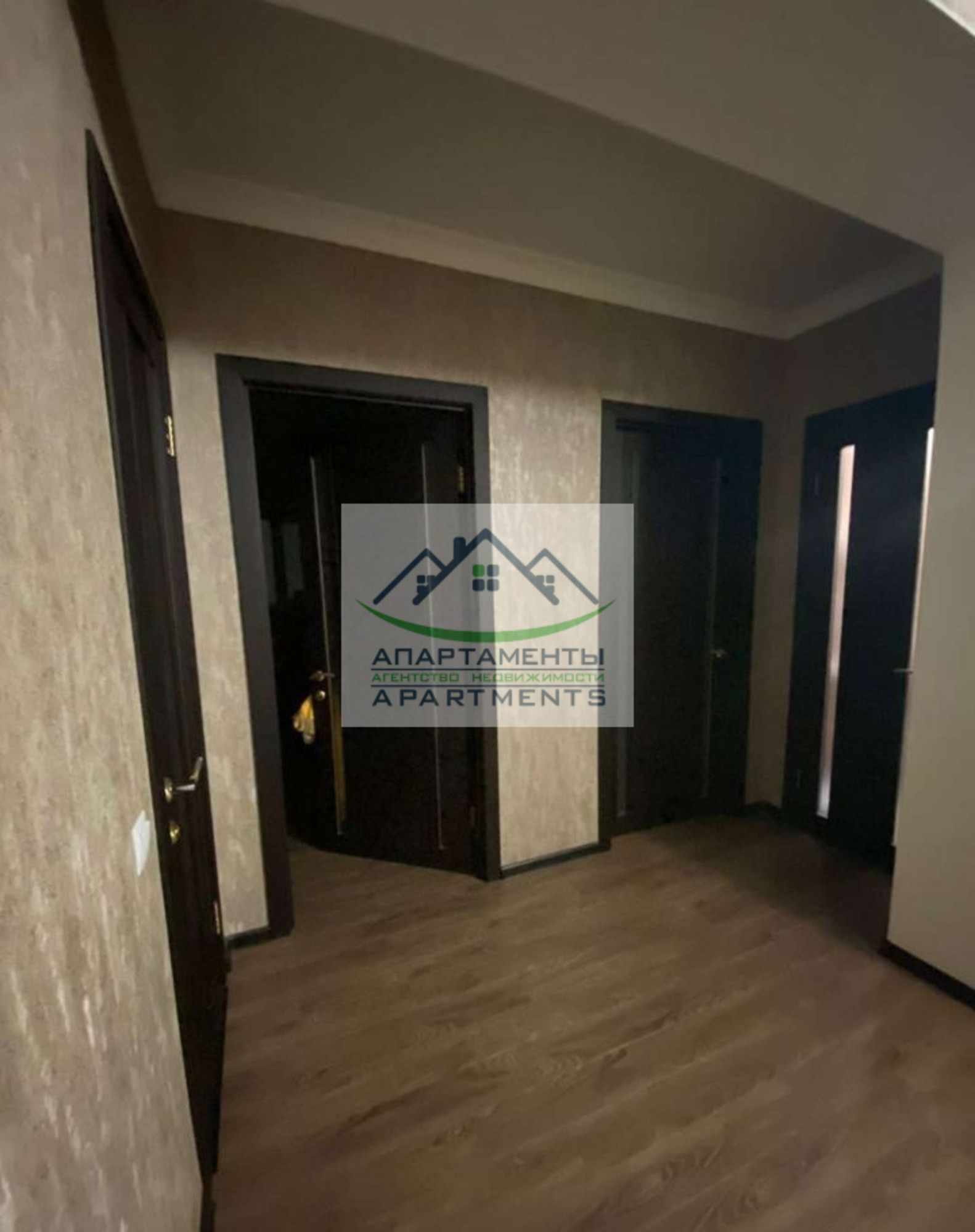 Купить квартиру за 10 200 000 рублей на Нежнова ул, 21к4