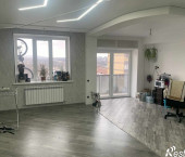 3-комн, 80кв м, этаж 8/11 Булгакова ул, 13
