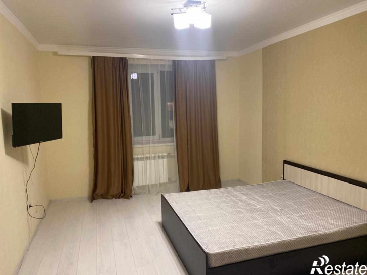 1-комн квартира Оранжерейная ул, 17