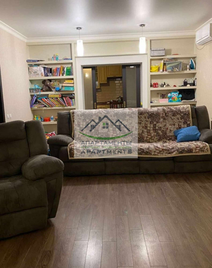 3-комн квартира Нежнова ул, 21к4