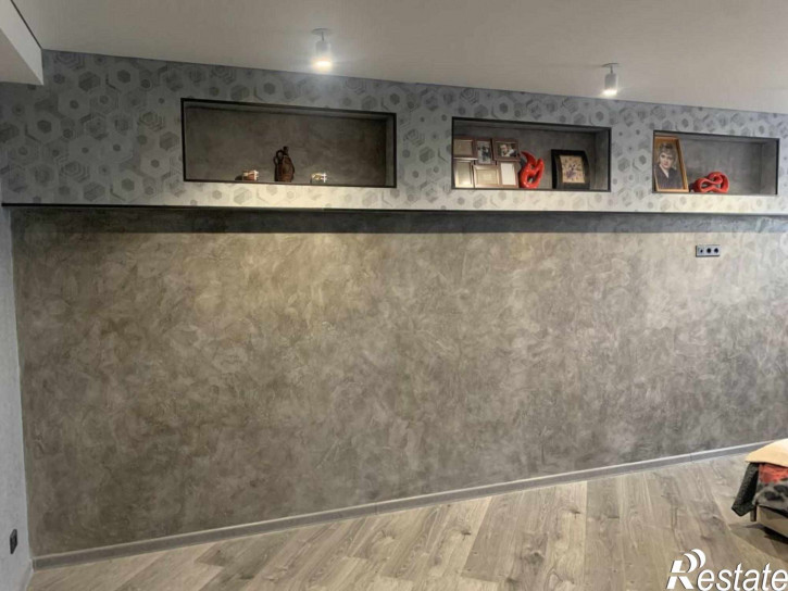 3-комн квартира Булгакова ул, 13