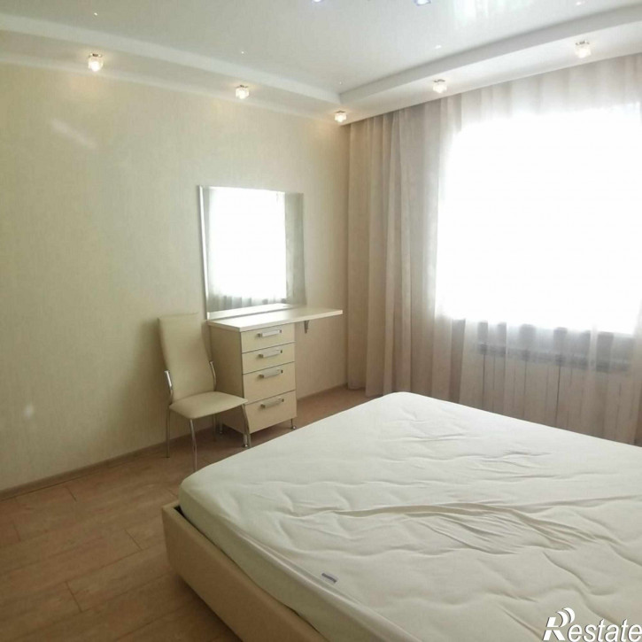 2-комн квартира Калинина пр-кт, 5к1