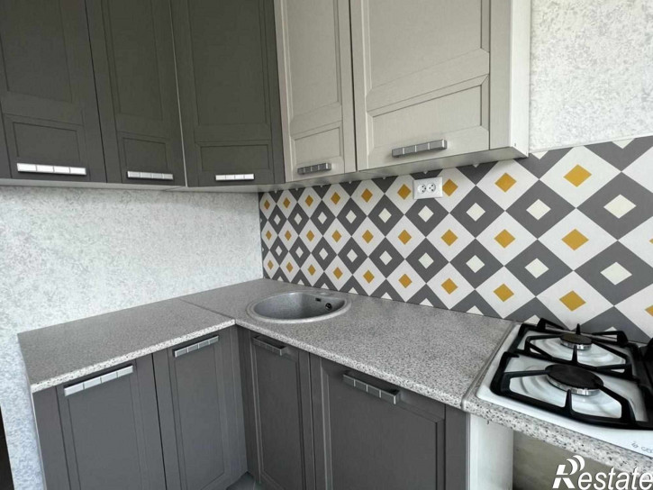 2-комн квартира Нежнова ул, 56к1