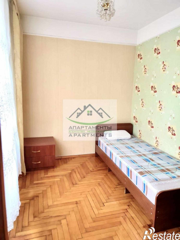 3-комн квартира Юлиуса Фучика ул, 6к2