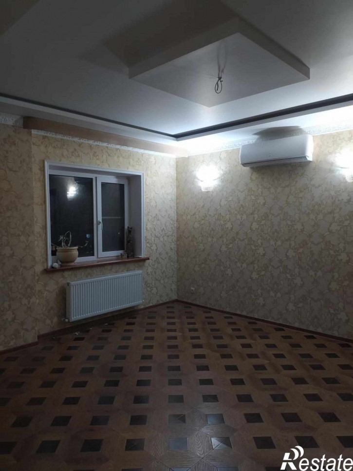 3-комн квартира Гастелло ул, 4б