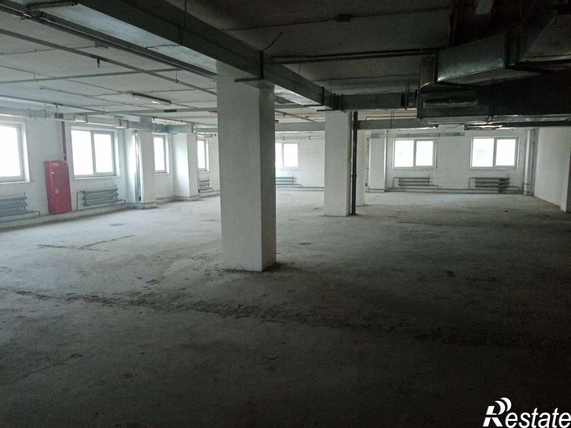 Купить торговое помещение за 64 960 000 рублей на Московское шоссе, 4