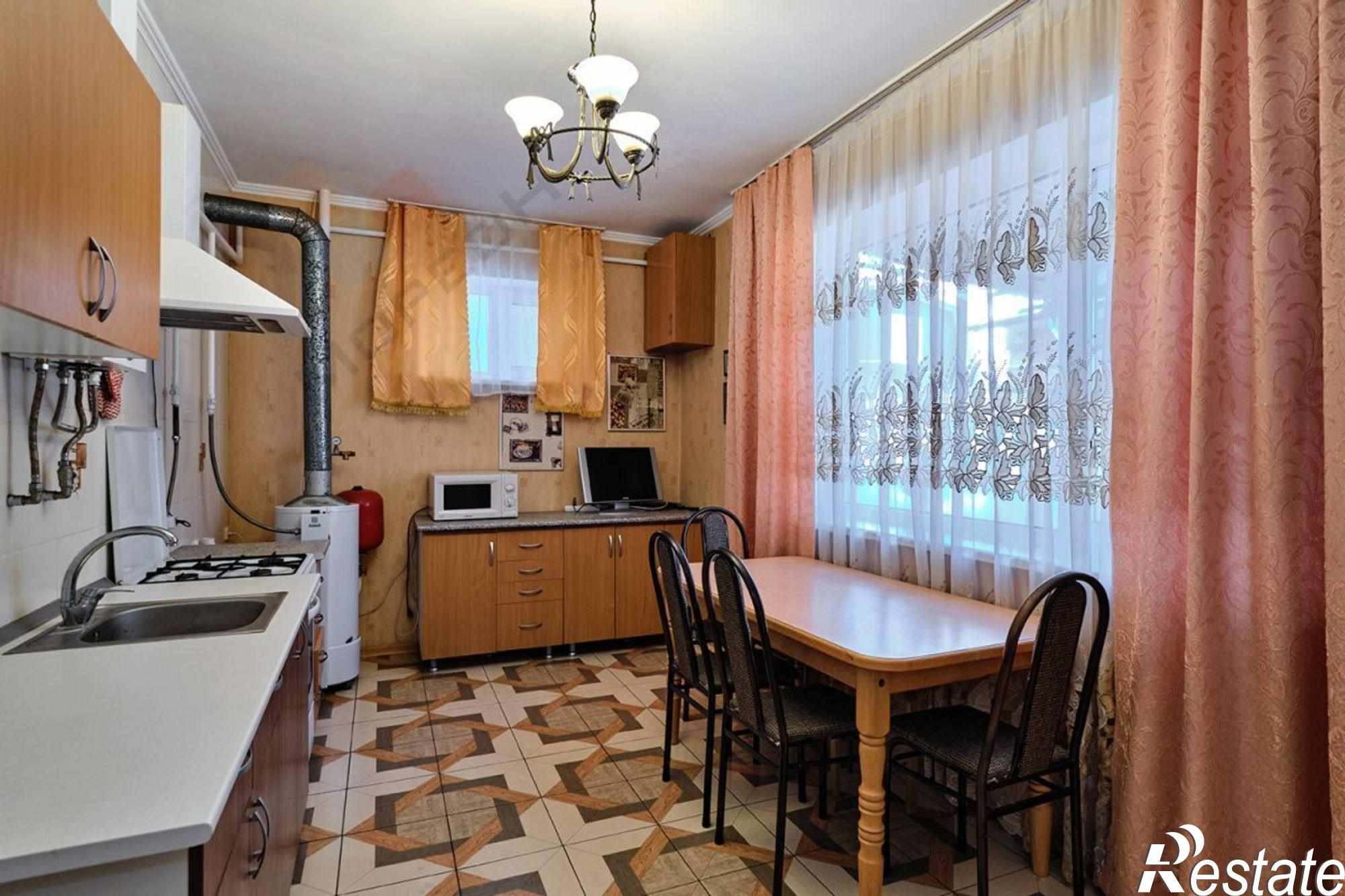 Купить дачу, дом, коттедж за 13 500 000 рублей на 1-й Заречный пр-д, 70