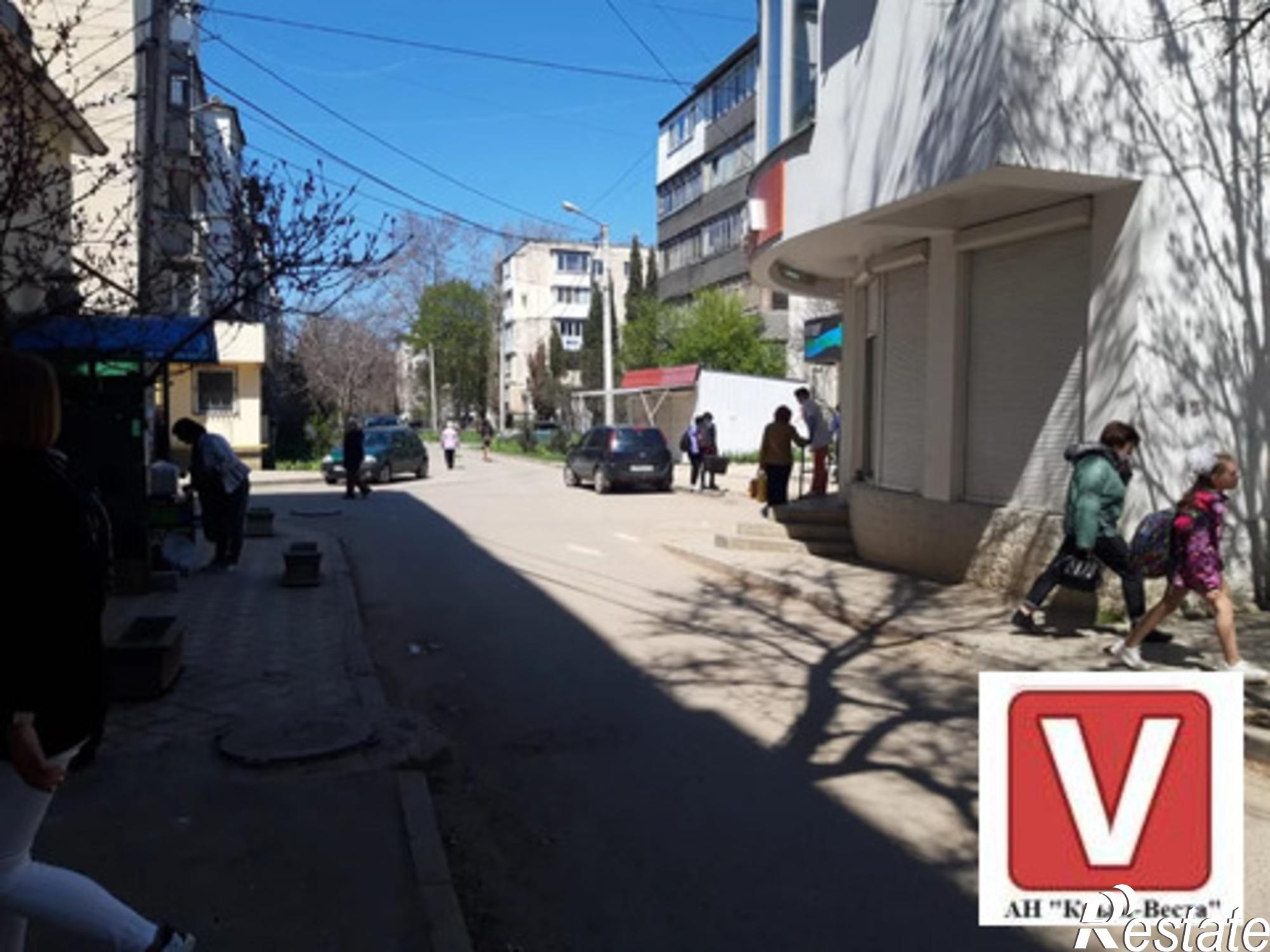 Сдать торговое помещение за 15 000 рублей на Генерала Острякова пр-кт., 45