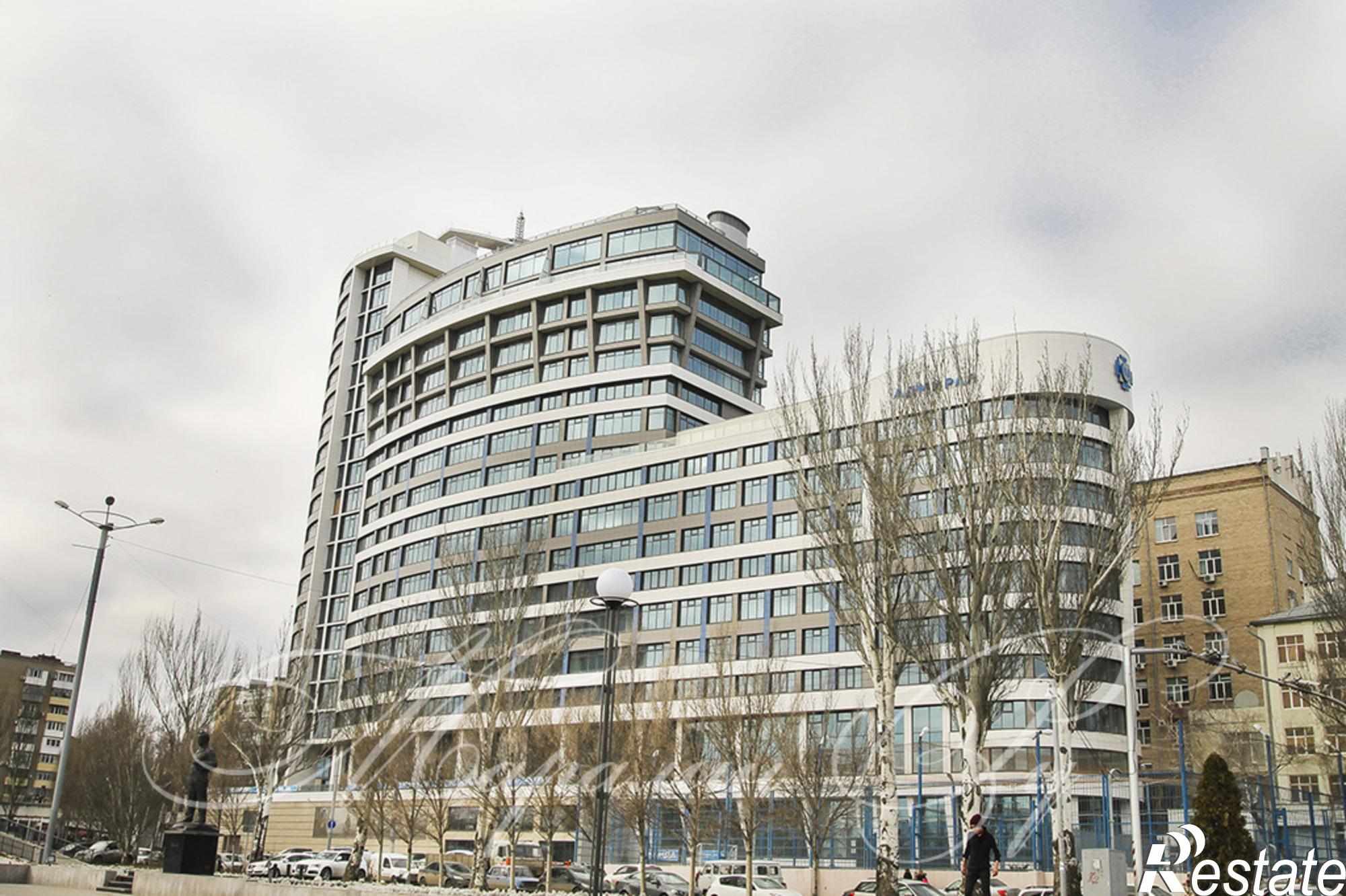 Купить квартиру за 38 000 000 рублей на Буденновский, 2