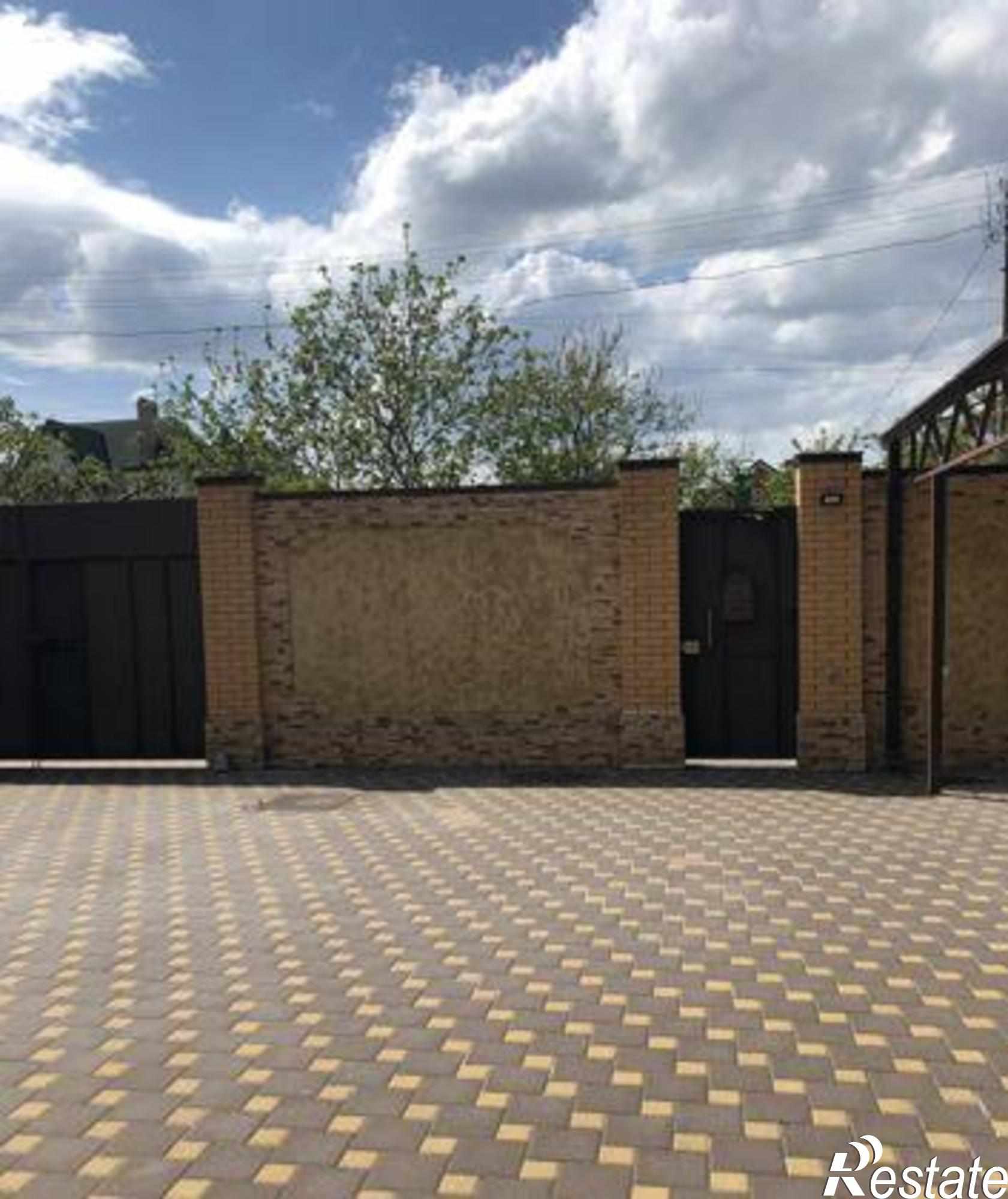 Купить дачу, дом, коттедж за 21 380 000 рублей на Чингарский переулок, 14