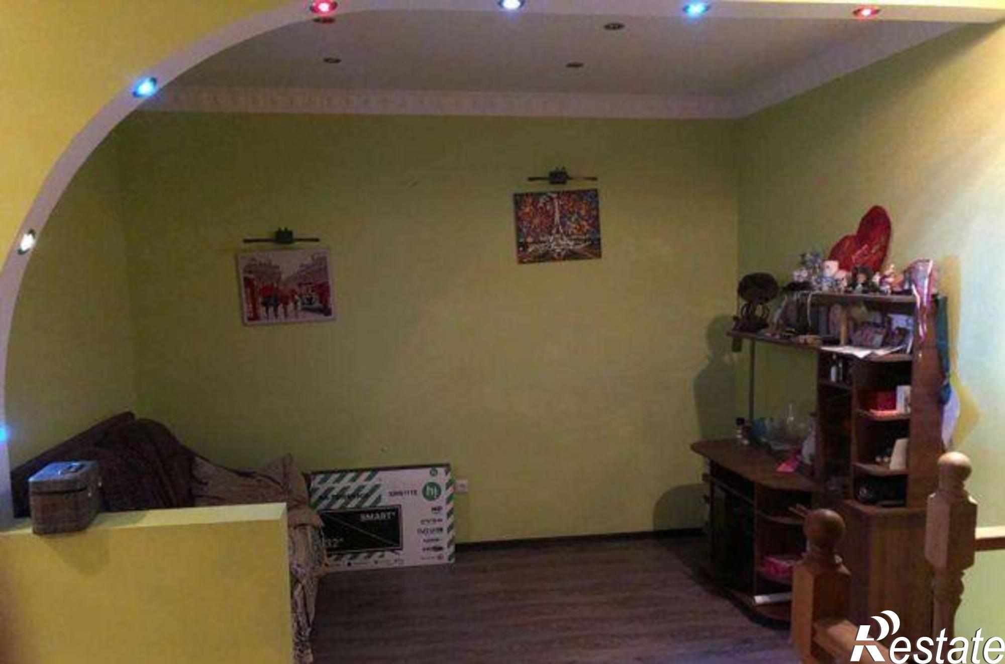 Купить дачу, дом, коттедж за 6 220 000 рублей на Калужская улица, 36