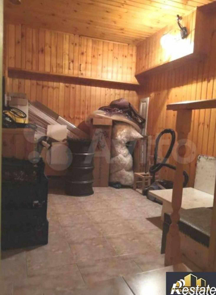 5-комн квартира Велинградская ул.