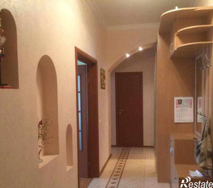 2-комн квартира проспект Космонавтов, 5Б