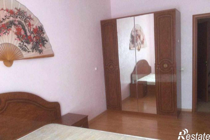 2-комн квартира проспект Космонавтов, 5Б