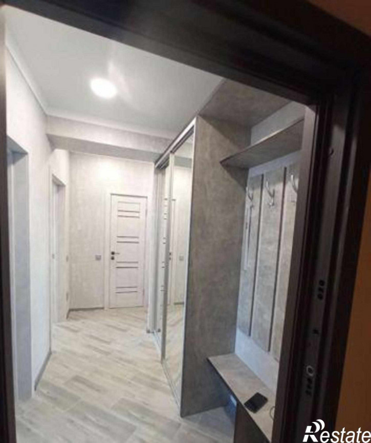 2-комн квартира улица Еляна, 54
