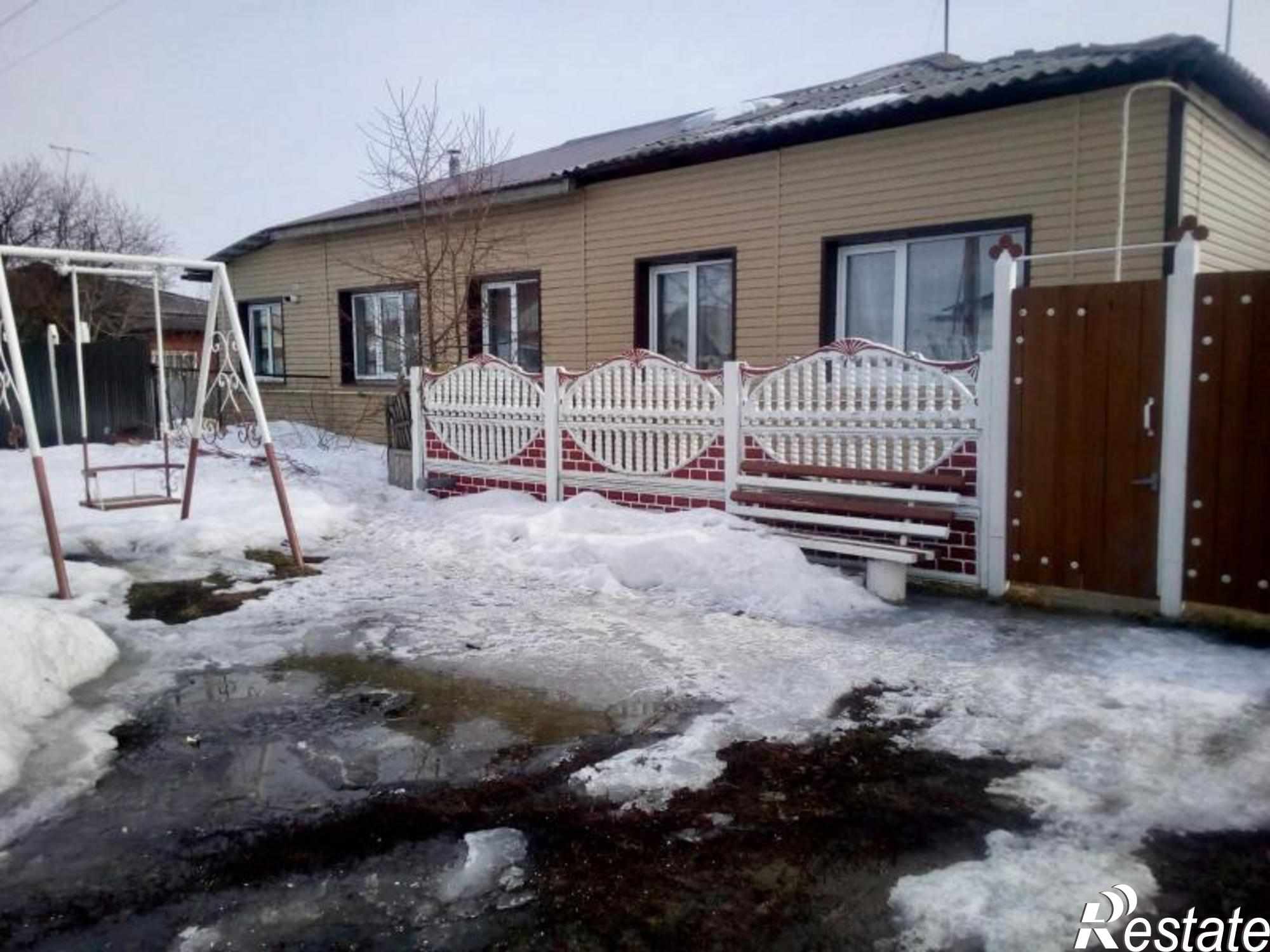 Купить дачу, дом, коттедж за 2 100 000 рублей на Октябрьская, 9