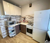 3-комн, 58кв м, этаж 5/5 проспект Маршала Жукова,  д.165