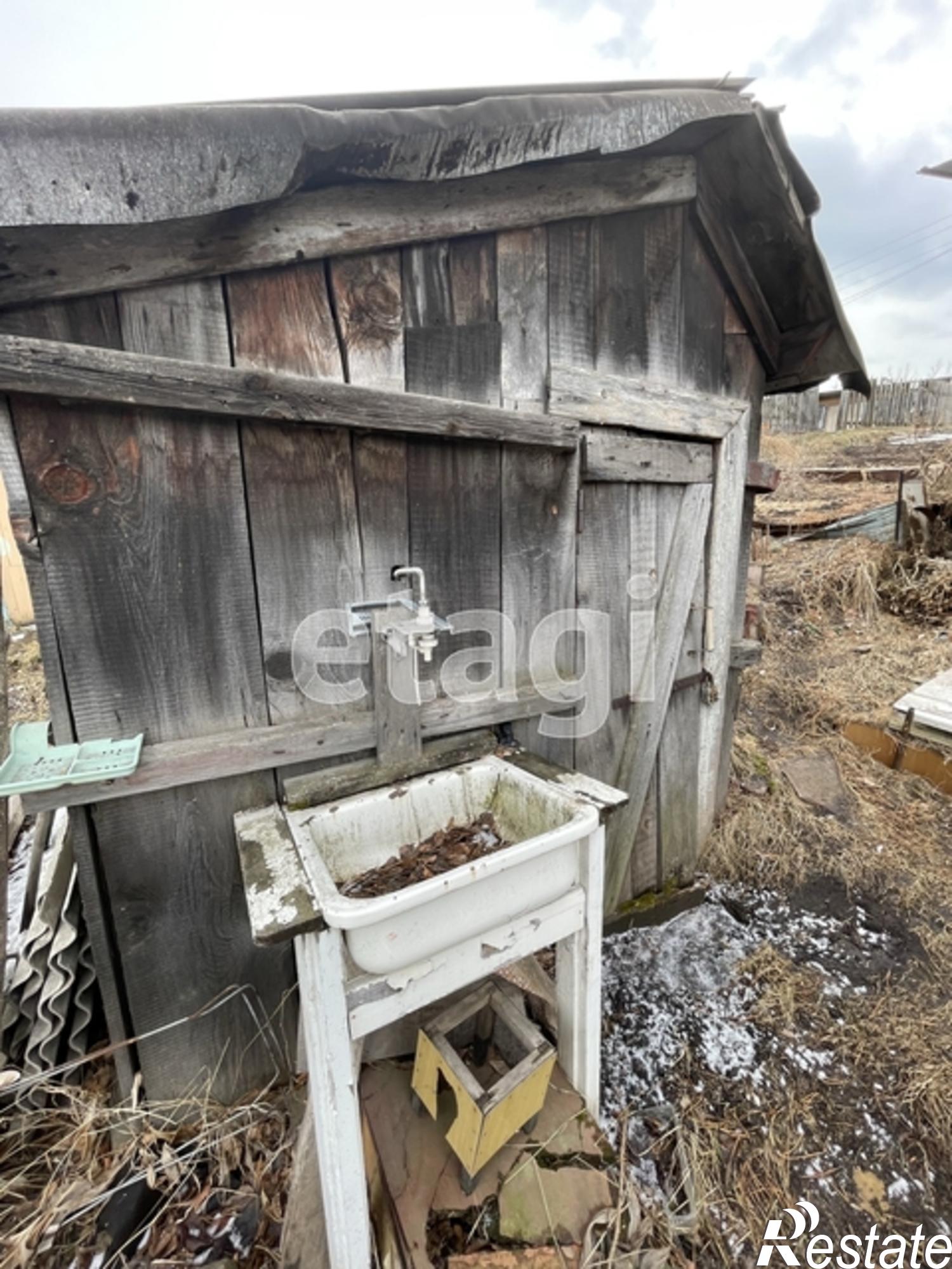 Купить дачу, дом, коттедж за 950 000 рублей на Array