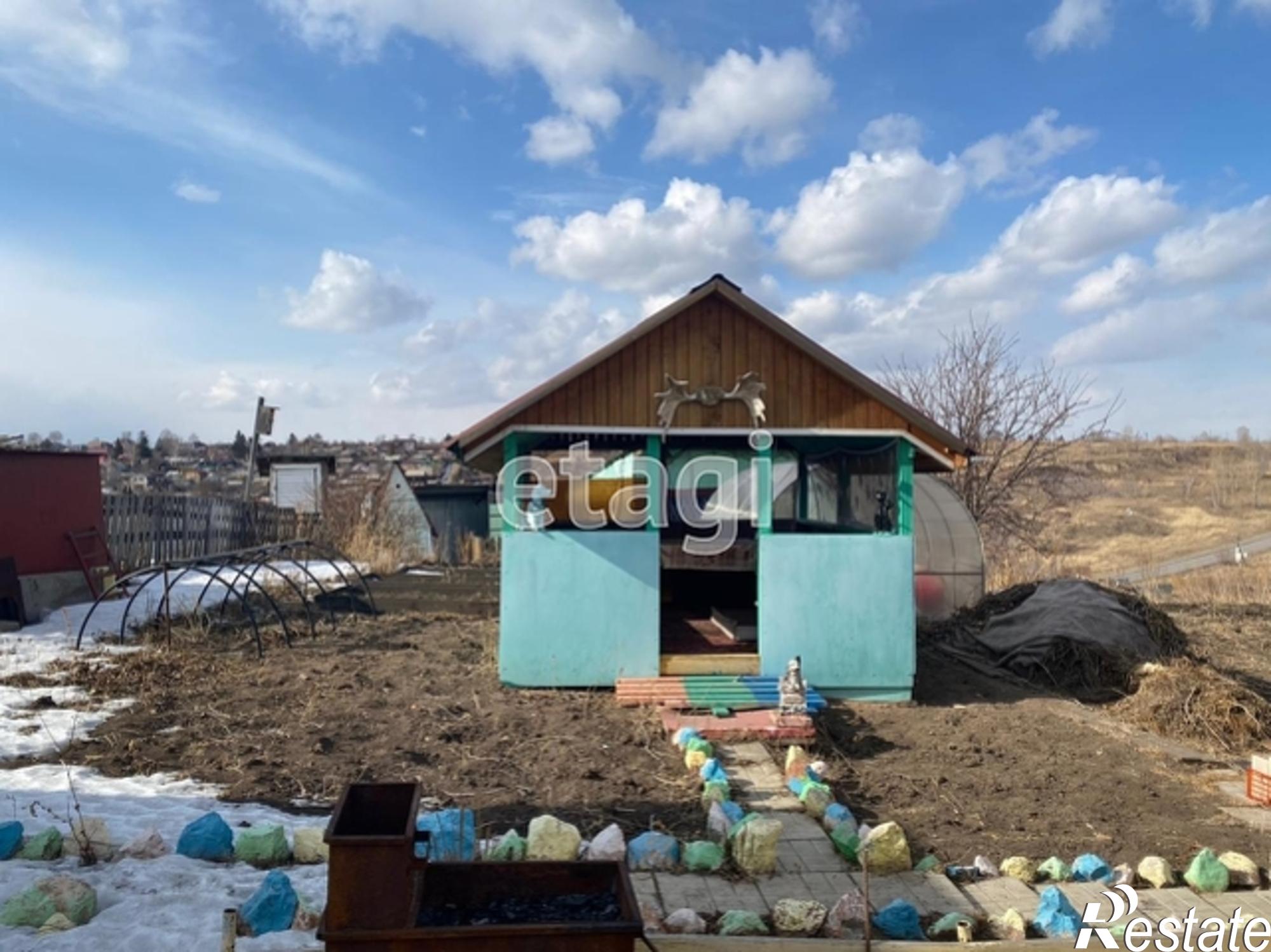 Купить дачу, дом, коттедж за 2 700 000 рублей на Array