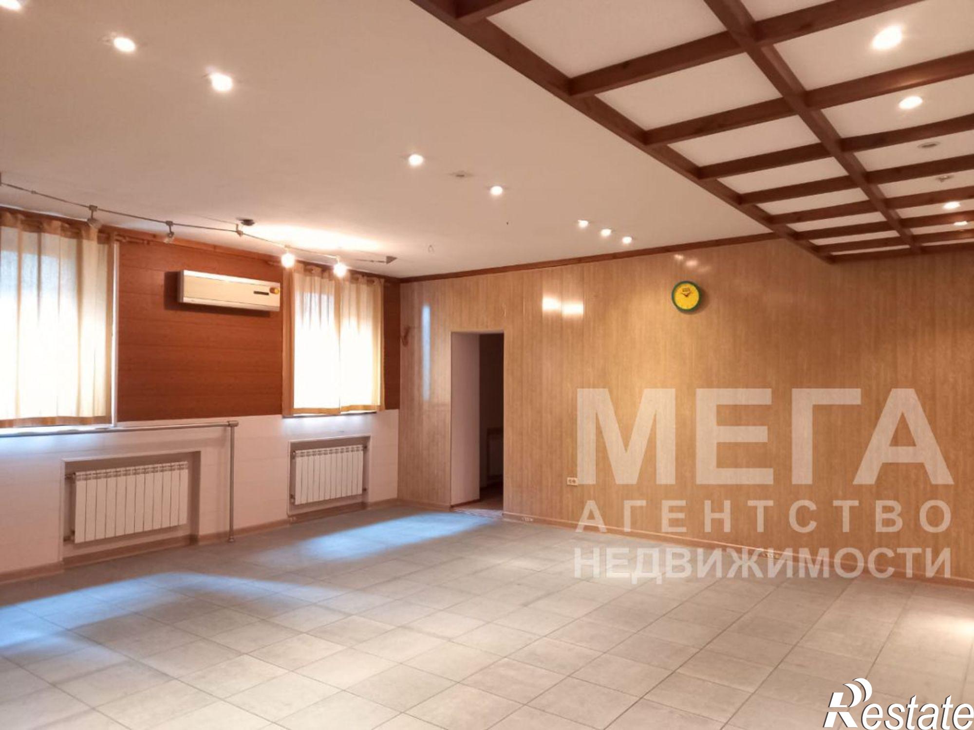 Купить помещение свободного назначения за 4 500 000 рублей на Мира ул, 10