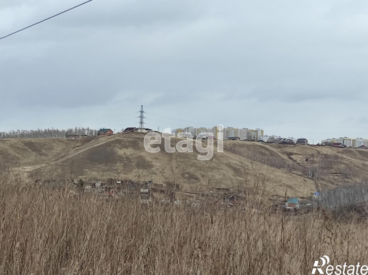 Земельный участок