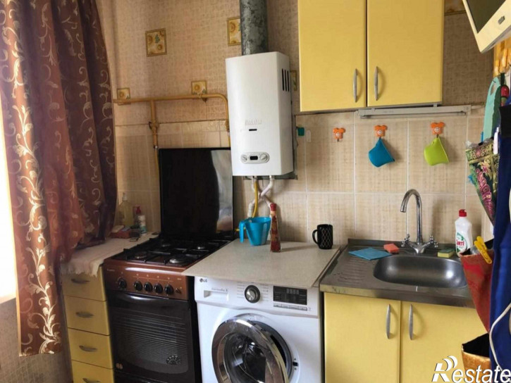 3-комн квартира Гринченко , 38