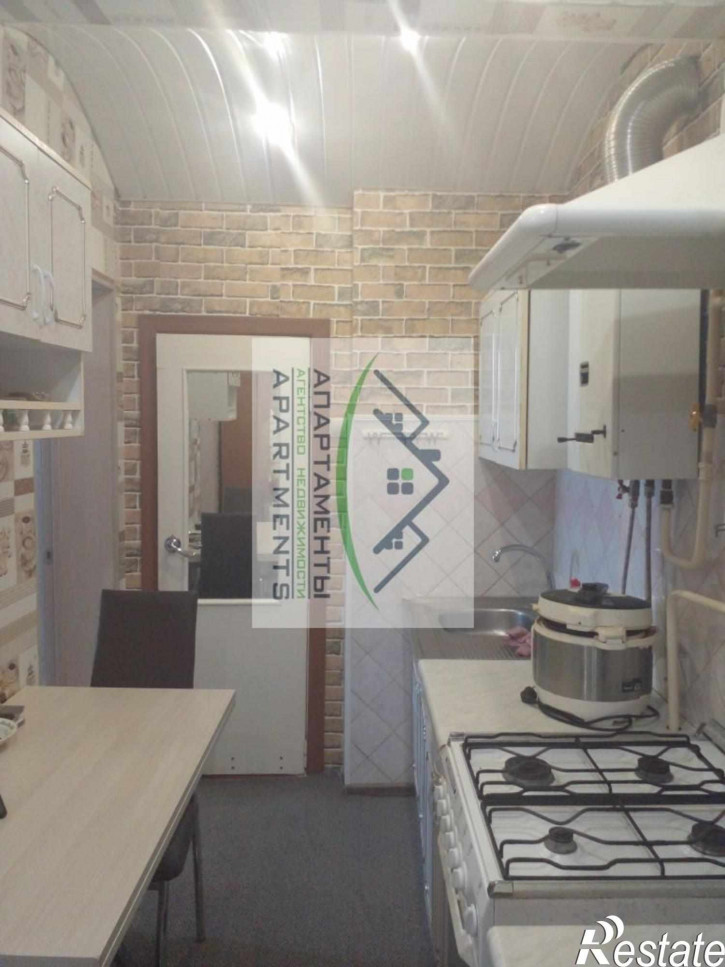 2-комн квартира Попова ул, 60