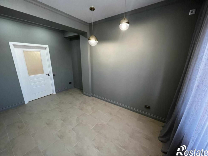2-комн квартира Адмиральского ул, 1А