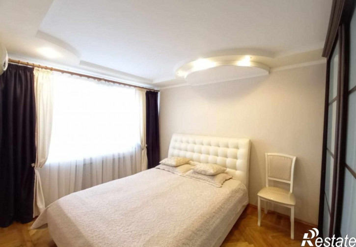 3-комн квартира Кучуры ул, 18