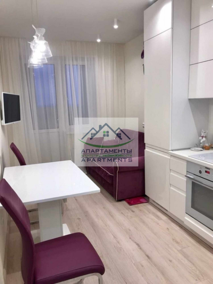 1-комн квартира Оранжерейная ул, 17