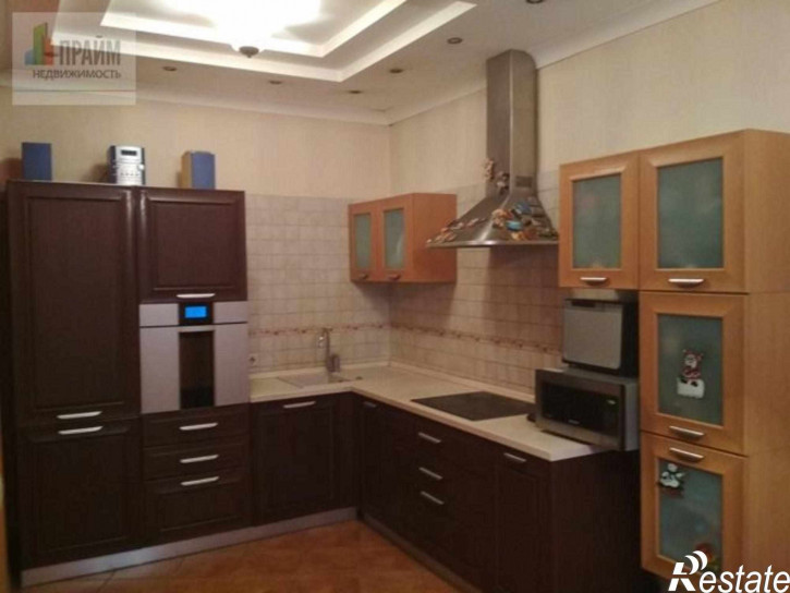 4-комн квартира ул. Соборная,3