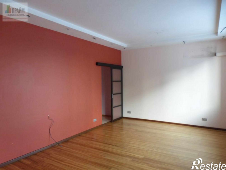 4-комн квартира пр-кт Химиков,10б