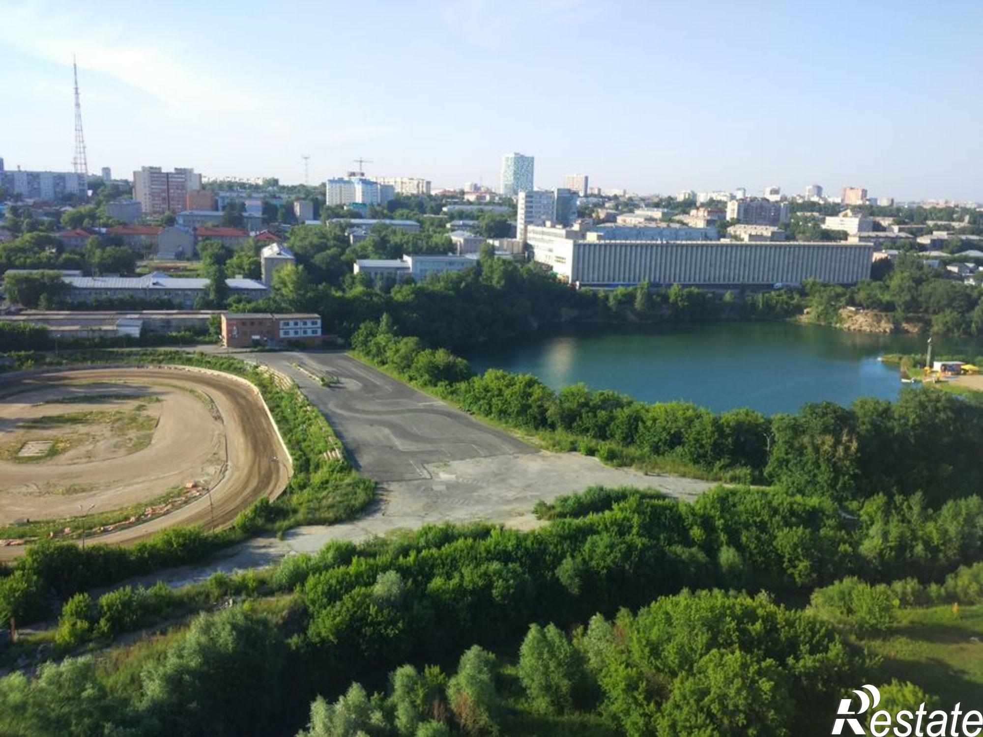 Купить квартиру за 2 400 000 рублей на ул. Беловежская,6/1