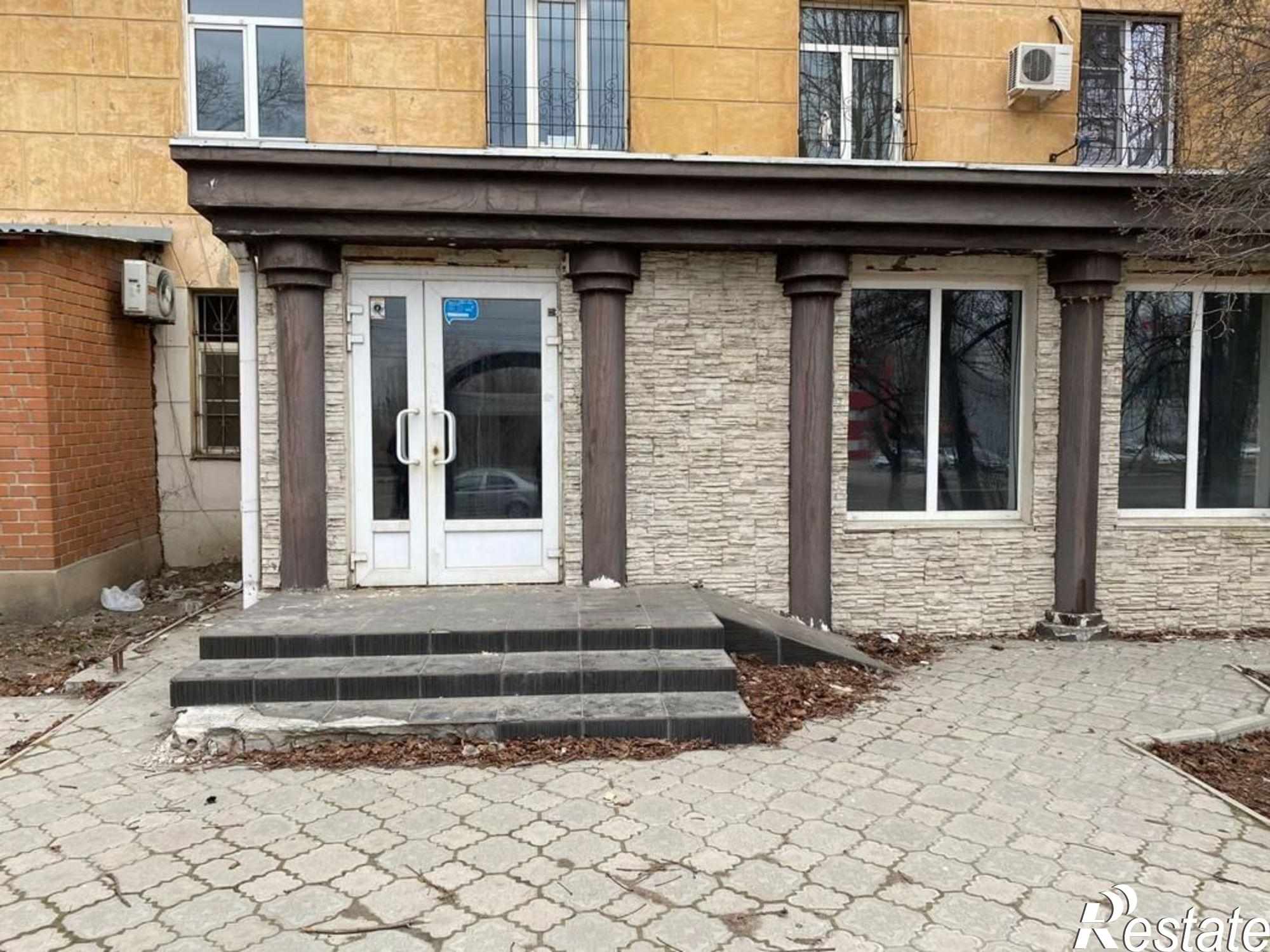 Купить помещение свободного назначения за 9 000 000 рублей на пр-кт им. В.И. Ленина, 211