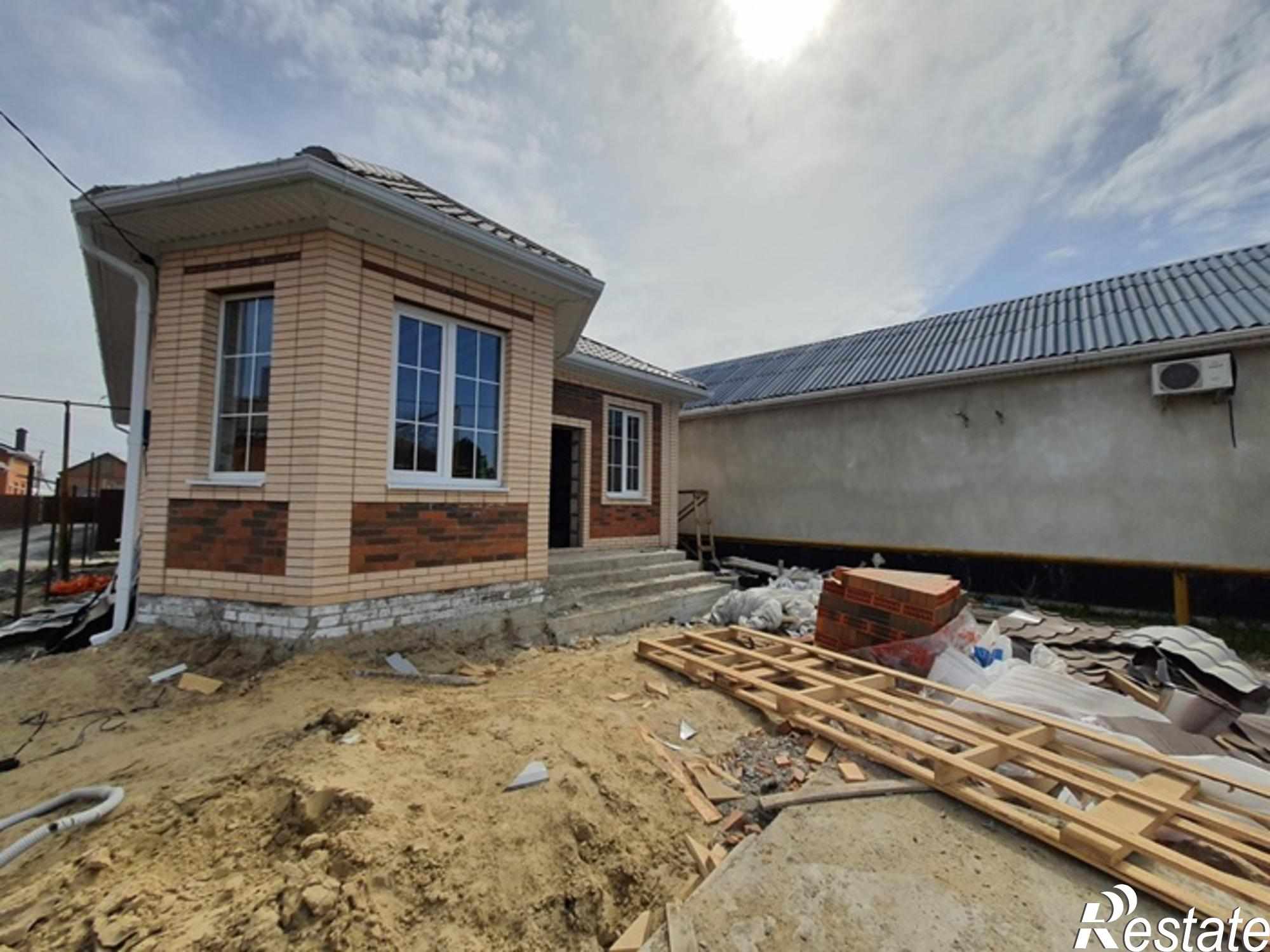 Купить дачу, дом, коттедж за 5 500 000 рублей на ул.Астраханская улица, 500