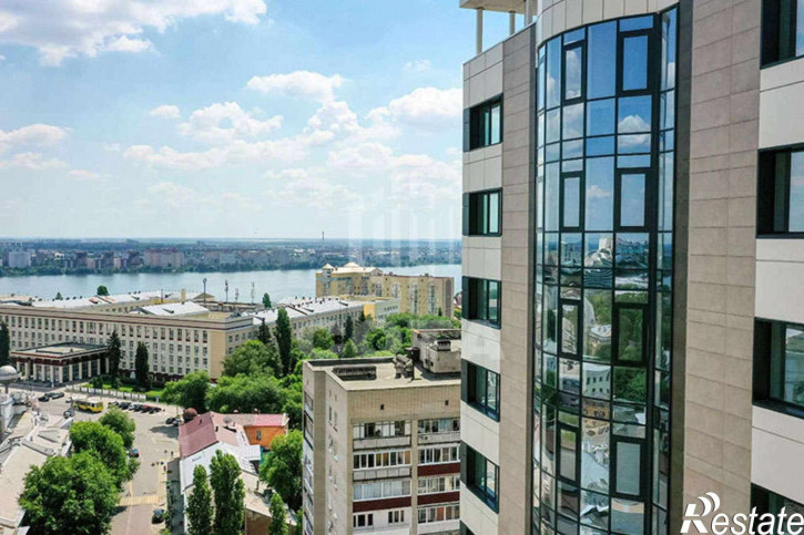 3-комн квартира Платонова улица, 9