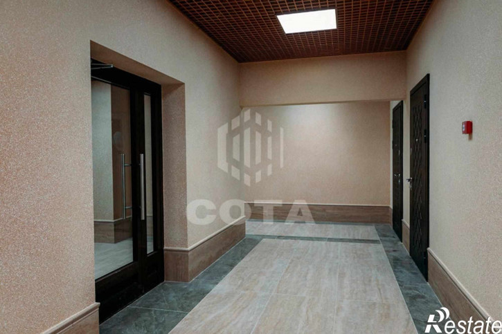 3-комн квартира Платонова улица, 9