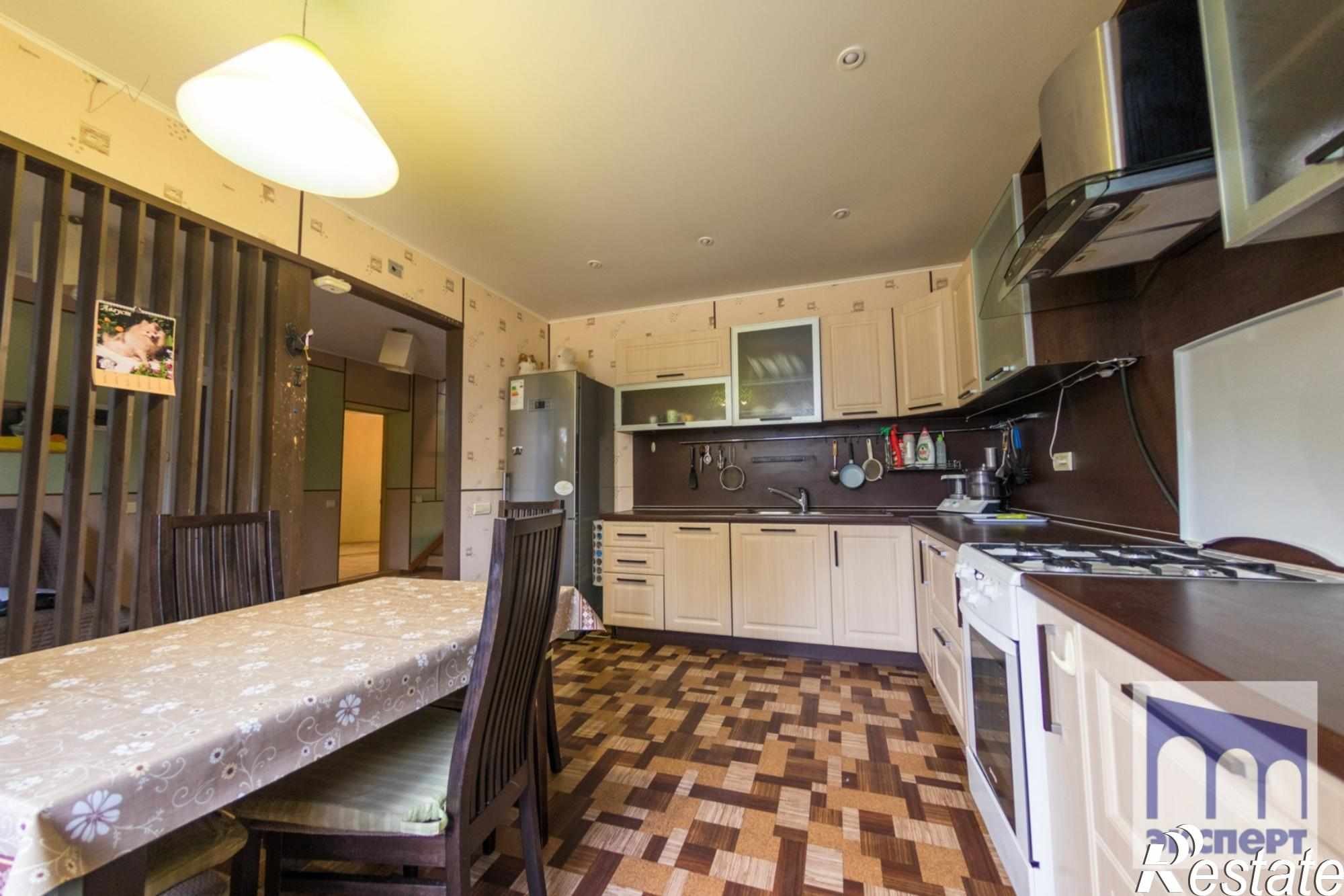 Купить дачу, дом, коттедж за 11 500 000 рублей на Центральная, 8А