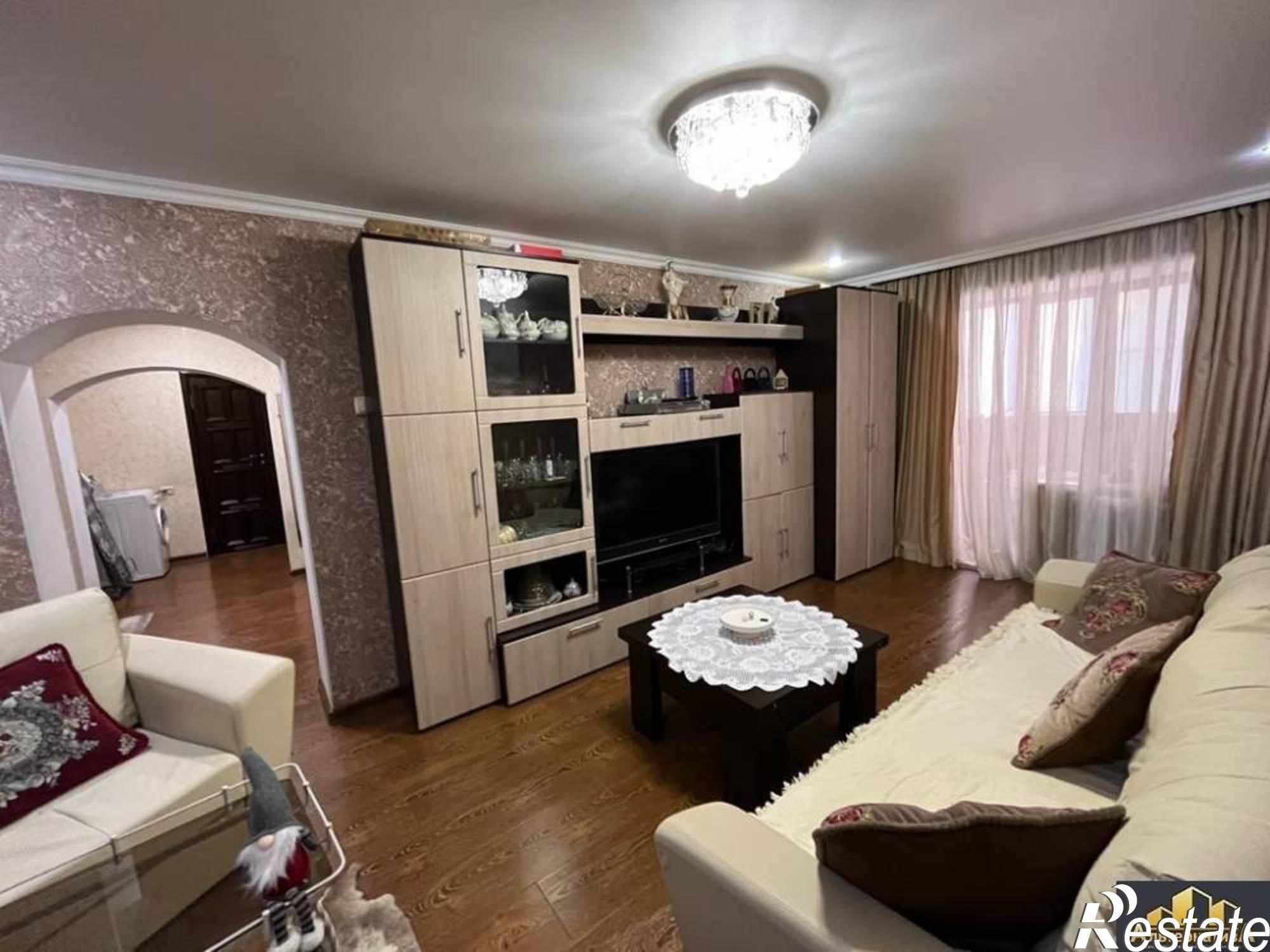 Купить квартиру за 11 500 000 рублей на Школьный пер.