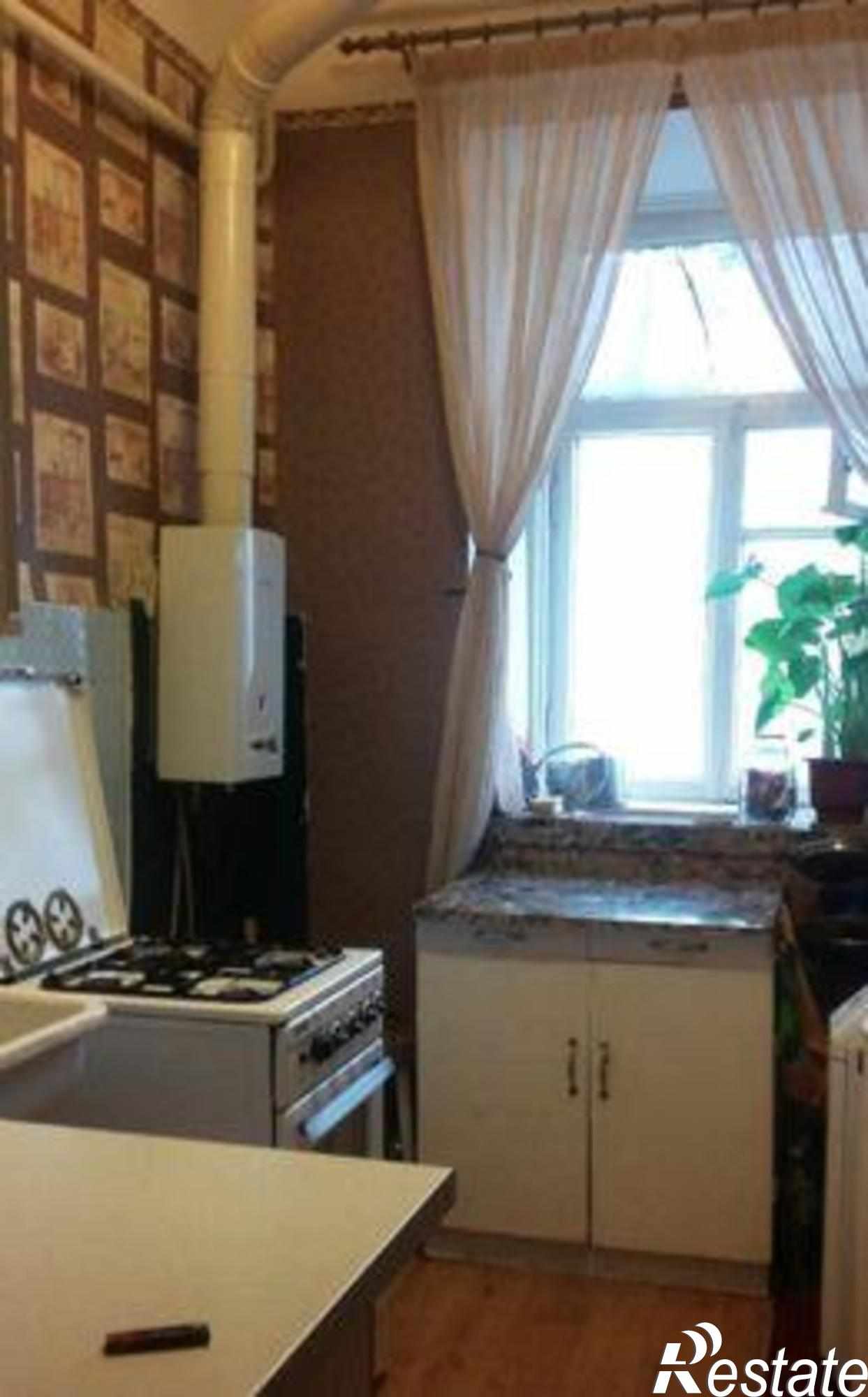 Купить квартиру за 1 350 000 рублей на Ереванская улица, 7/1