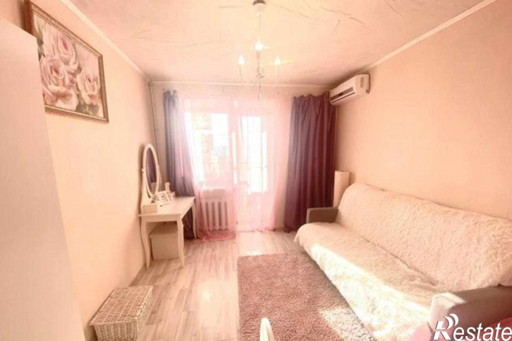 3-комн квартира улица Капустина, 10