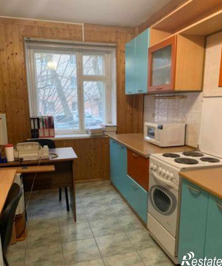 3-комн квартира улица Туполева, 4/1