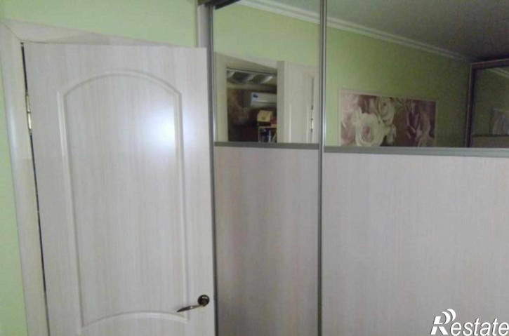 2-комн квартира улица Максима Горького, 291