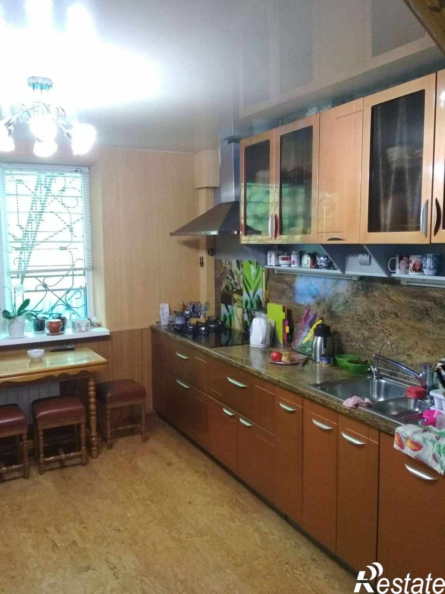Купить дачу, дом, коттедж за 30 000 000 рублей на Комарова