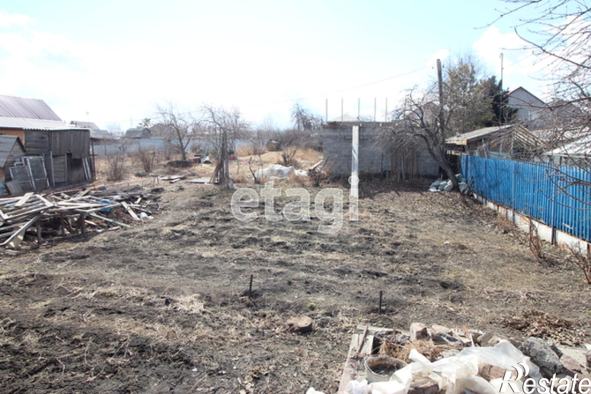 Купить дачу, дом, коттедж за 2 700 000 рублей на Array