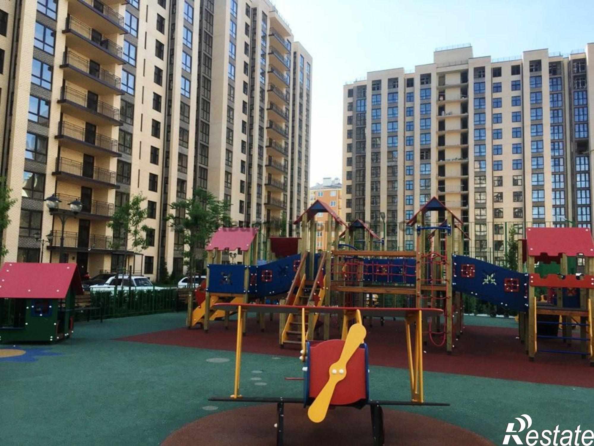 Купить квартиру за 8 200 000 рублей на Парковая ул, 61