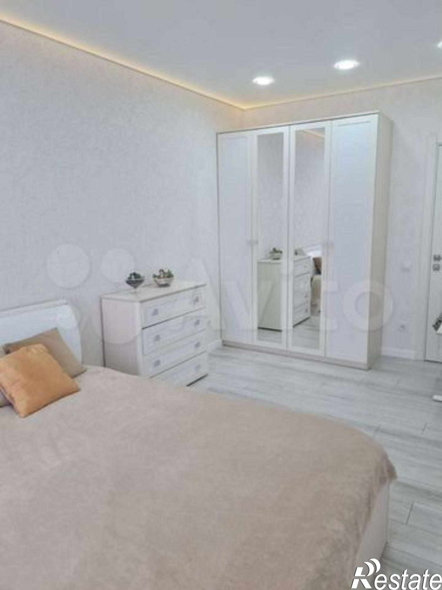 Купить квартиру за 4 950 000 рублей на Доваторцев ул, 90/7