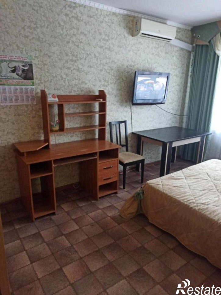2-комн квартира Молодежная ул, 3
