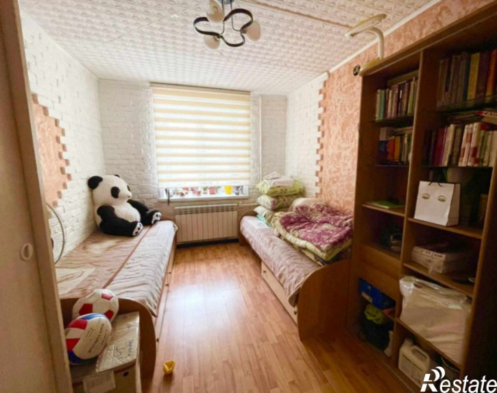 4-комн квартира Октябрьская ул, 27