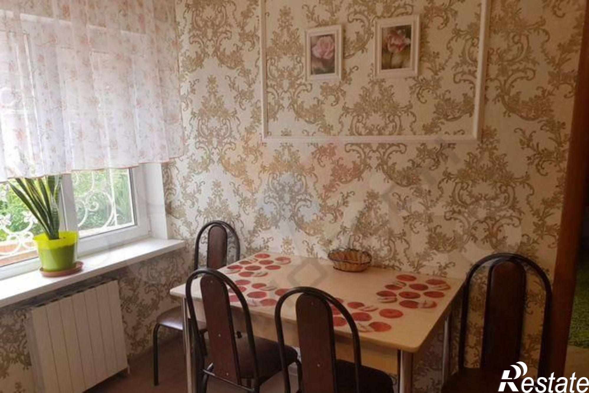 Сдать дачу, дом, коттедж за 70 000 рублей на Фридриха Энгельса ул, 109